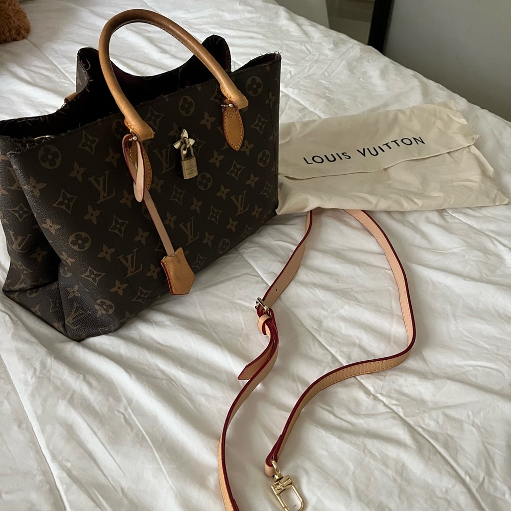 Louis Vutton purse